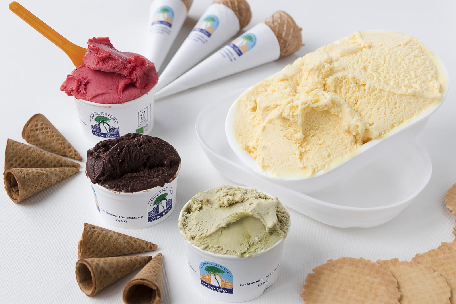 Vaschetta di gelato d'asporto e coppette brandizzate Pino Bar Fano